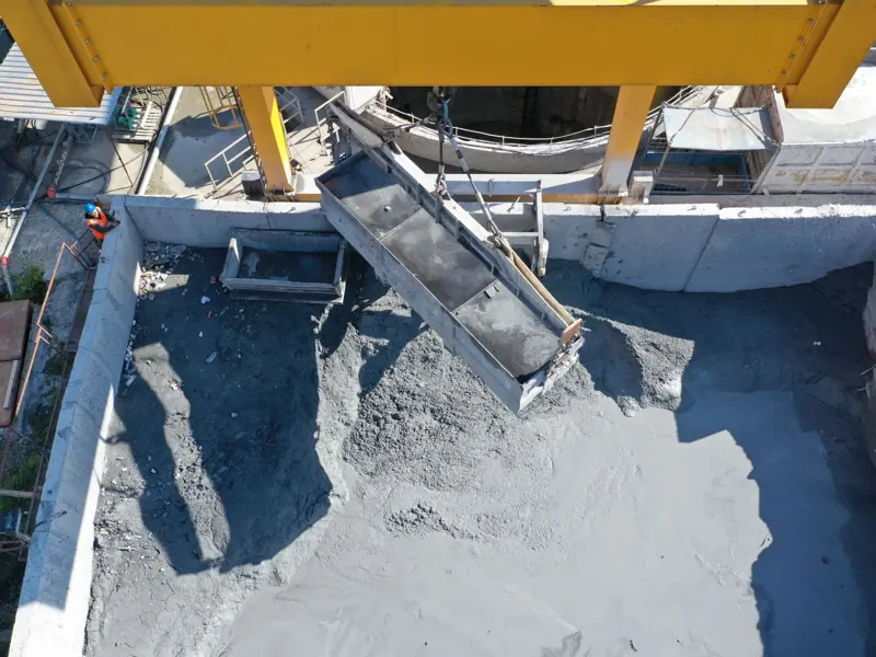 High angle view of cement pouring at a construction site in İstanbul, Türkiye.